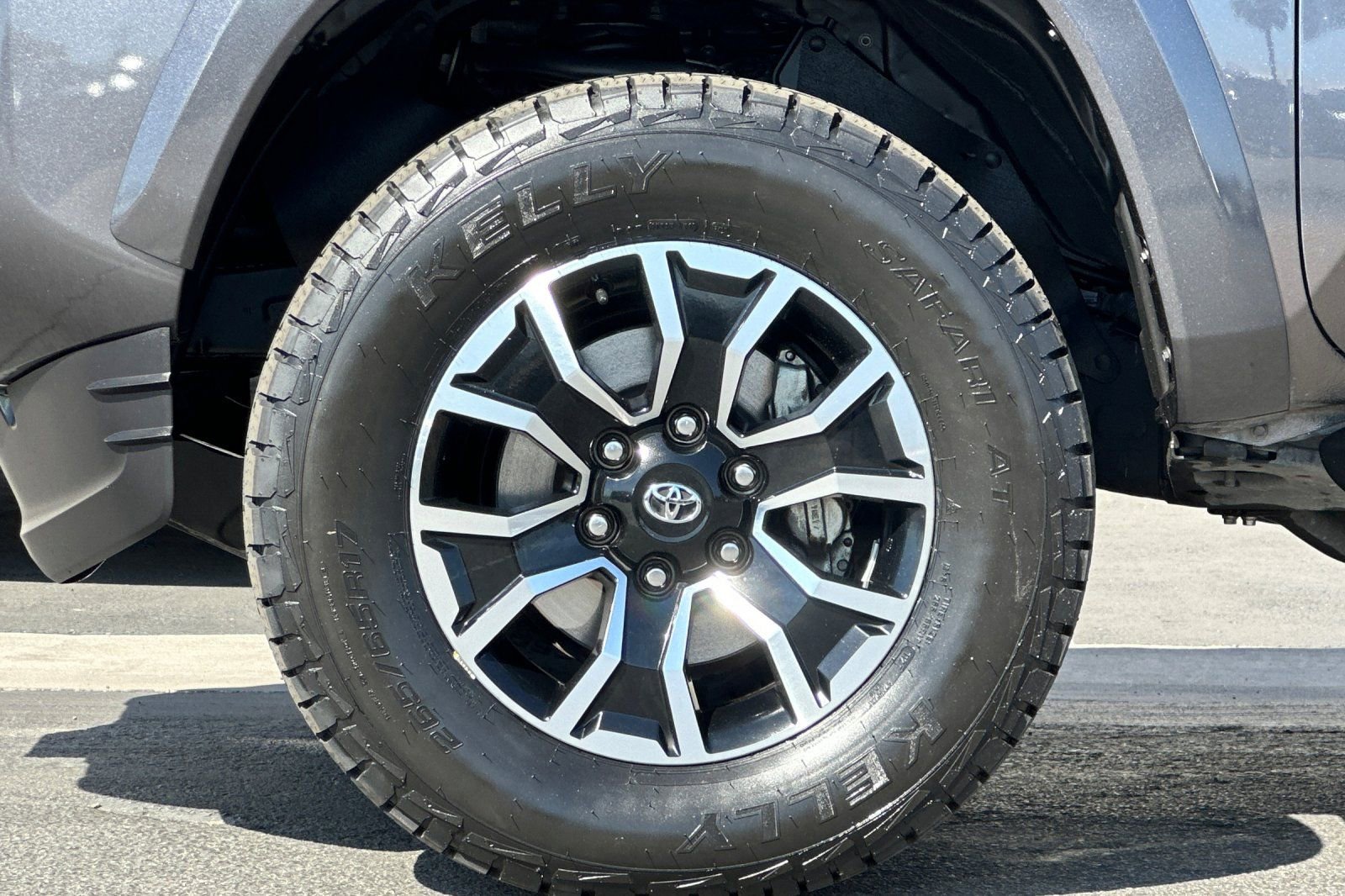 Used 2021 Toyota Tacoma TRD Sport w/ Technology Package RWD image 24