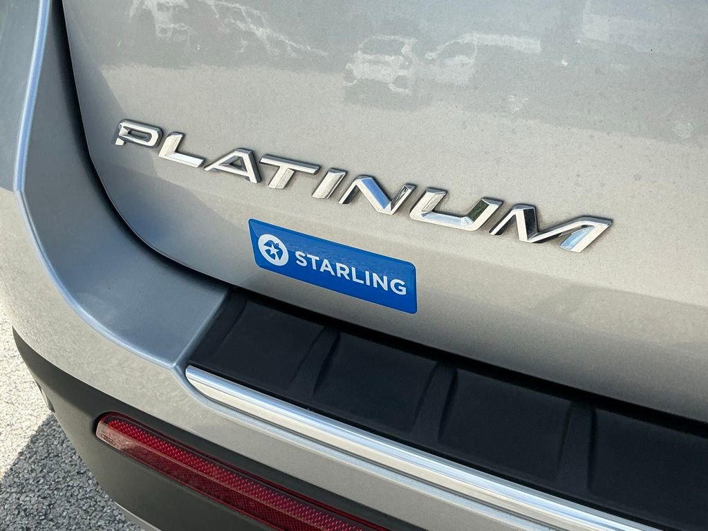 Certified 2020 Ford Explorer Platinum w/ Premium Technology Package AWD/4WD image 20