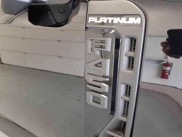 Certified 2026 Ford F450 Platinum w/ FX4 Off-Road Package AWD/4WD image 11