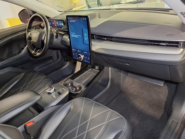Certified 2021 Ford Mustang Mach-E Select w/ Comfort/Technology Package RWD image 29