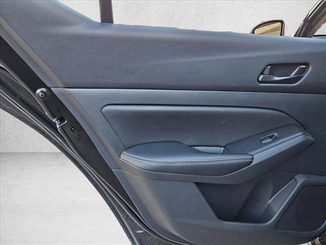 Used 2025 Nissan Altima 2.5 SV image 23