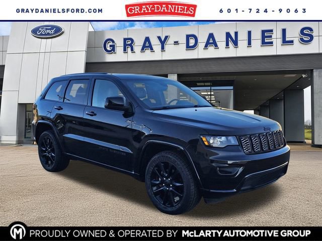 Used 2020 Jeep Grand Cherokee Altitude image 6