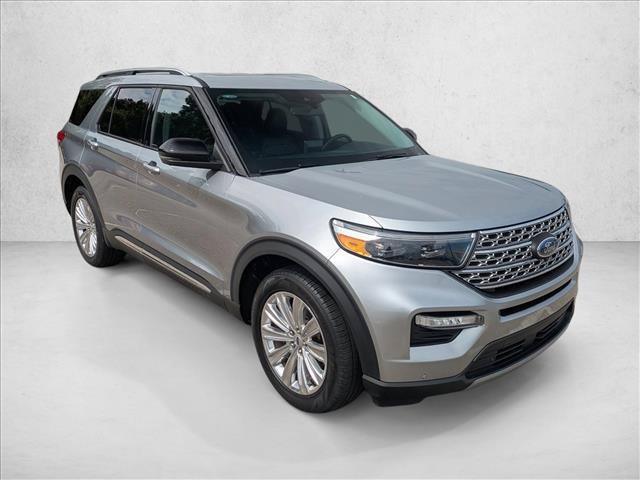 Certified 2023 Ford Explorer Limited w/ Limited Technology Package RWD image 3
