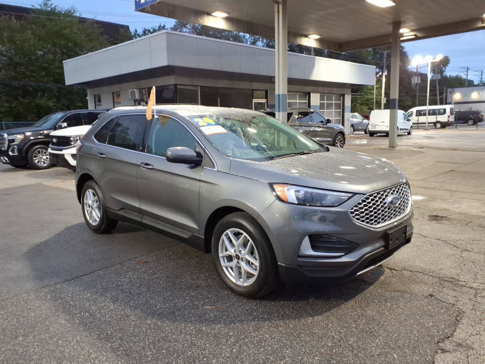 Certified 2024 Ford Edge SEL AWD/4WD image 1