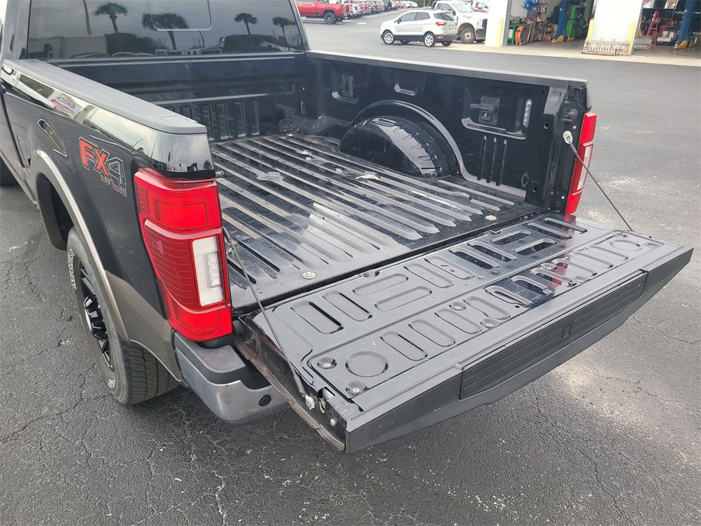 Certified 2022 Ford F250 Lariat w/ Lariat Ultimate Package image 8