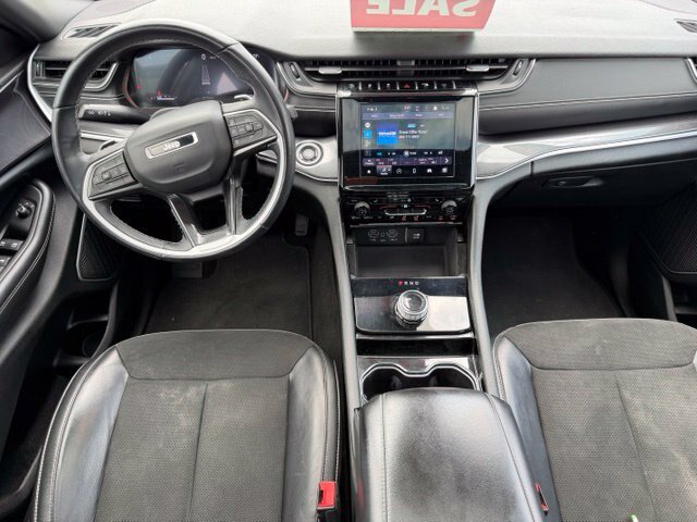 Used 2021 Jeep Grand Cherokee L Laredo AWD/4WD image 25