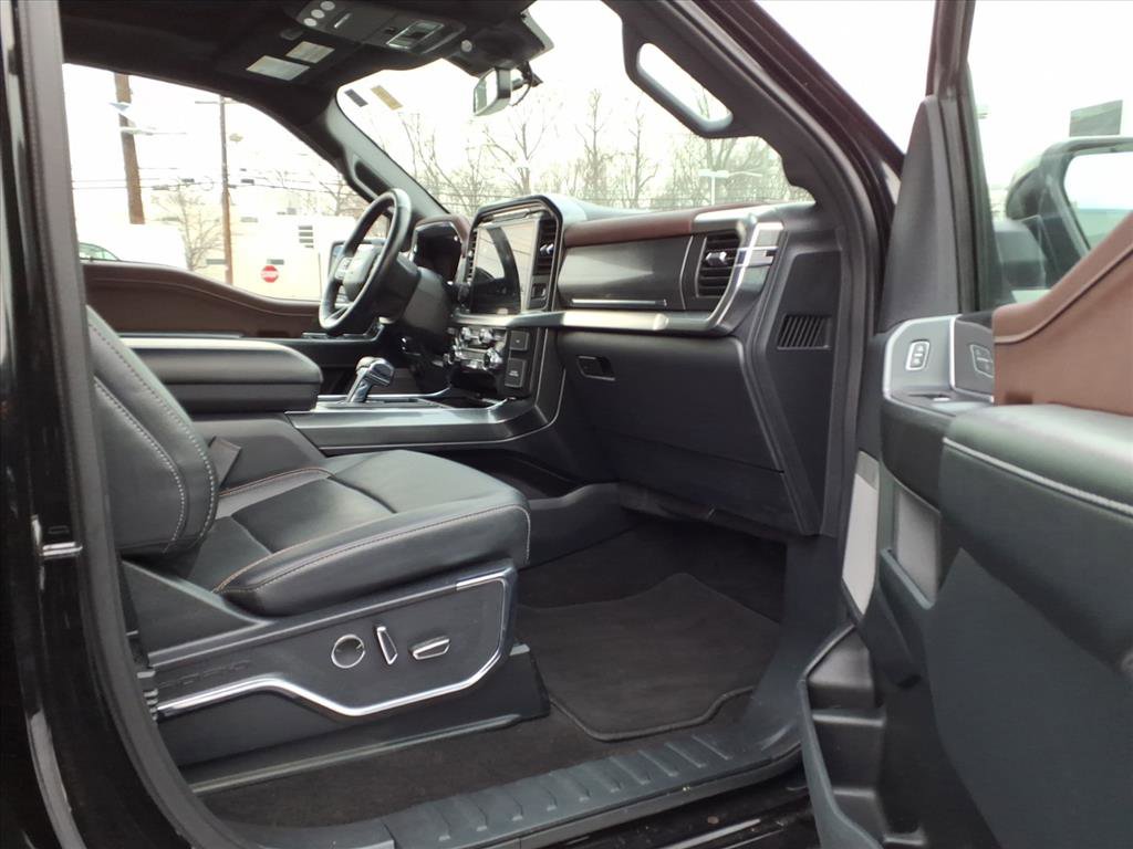 Certified 2022 Ford F150 Lariat w/ Equipment Group 502A High image 16