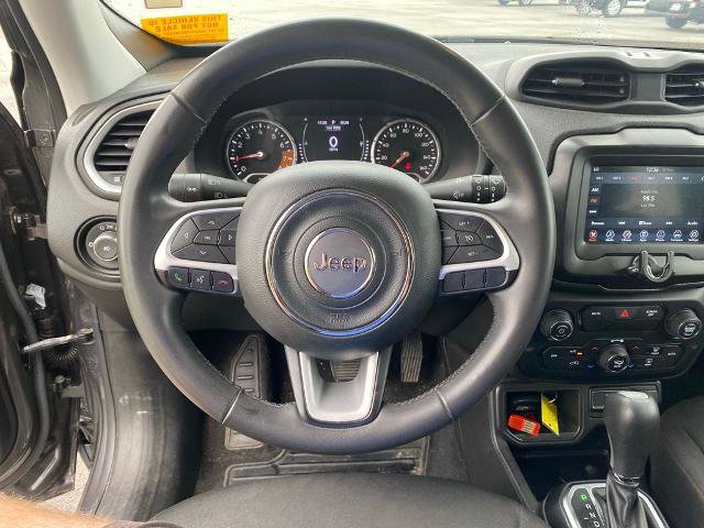 Used 2020 Jeep Renegade Latitude FWD image 18