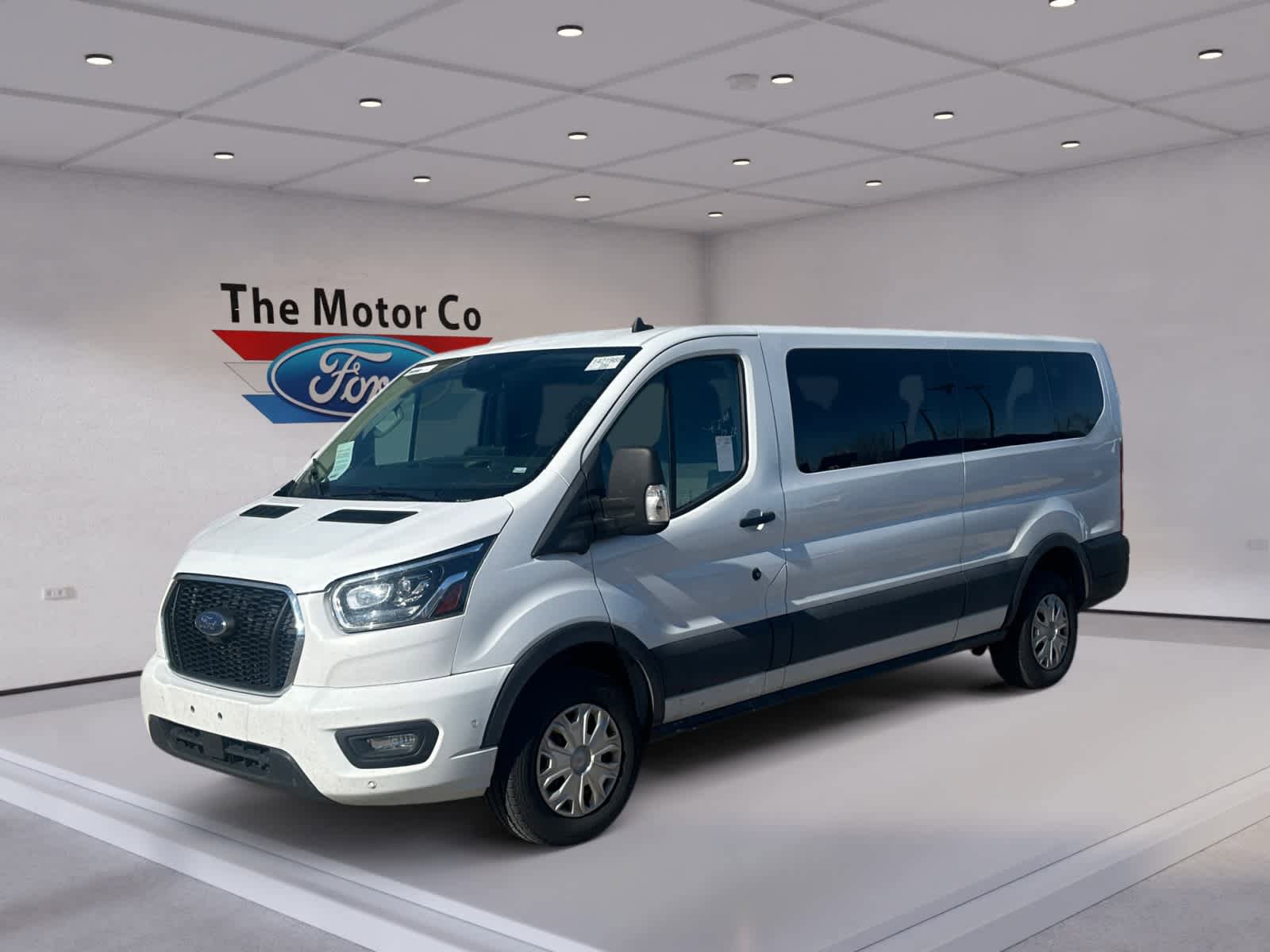 Certified 2023 Ford Transit 350 XLT RWD image 1