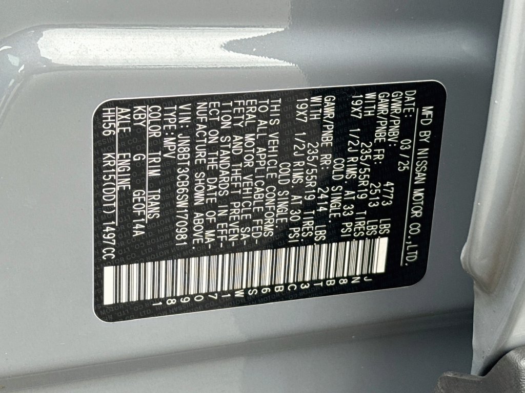 Used 2025 Nissan Rogue SL AWD/4WD image 31