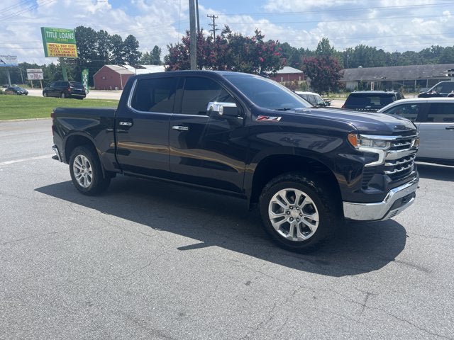 Used 2023 Chevrolet Silverado 1500 LTZ w/ LTZ Premium Package AWD/4WD image 5