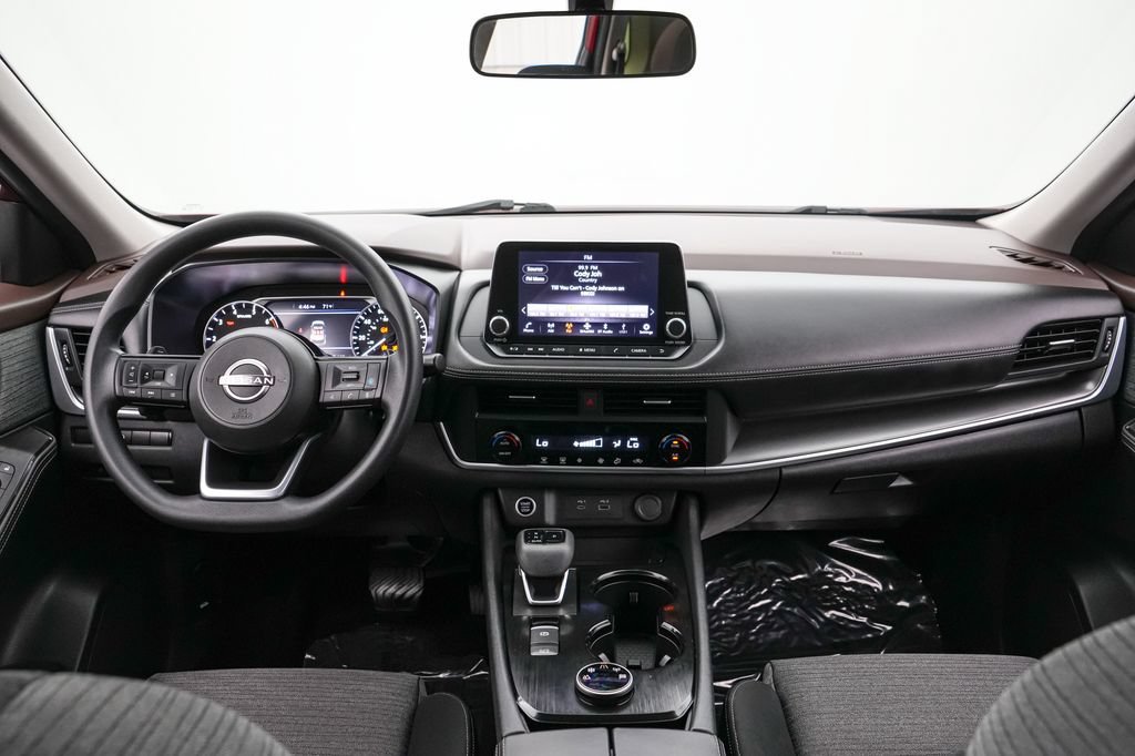Used 2023 Nissan Rogue SV AWD/4WD image 14