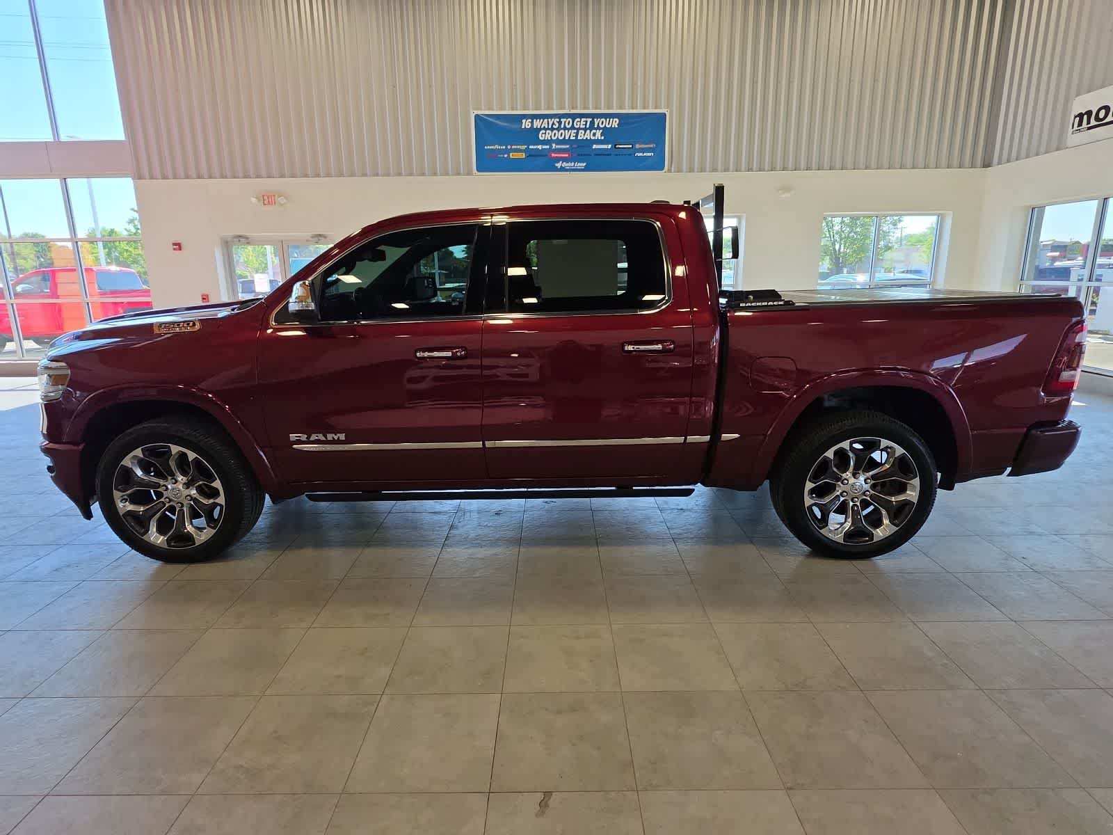 Used 2020 RAM 1500 Limited w/ Body-Colour Bumper Group AWD/4WD image 12
