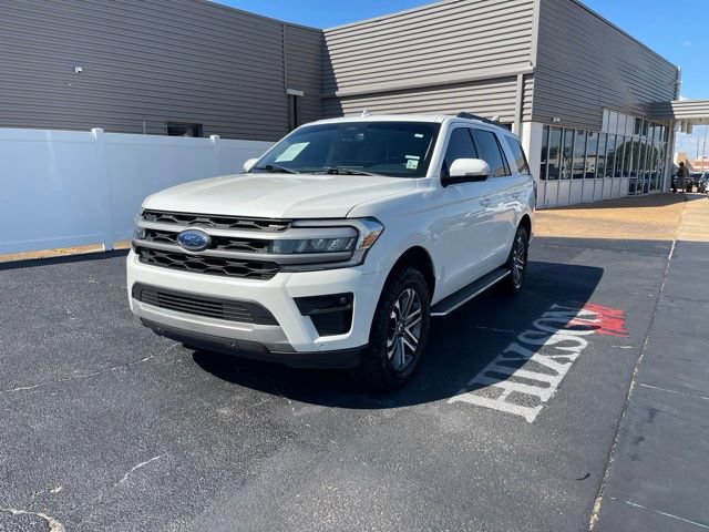 Certified 2022 Ford Expedition XLT RWD image 1
