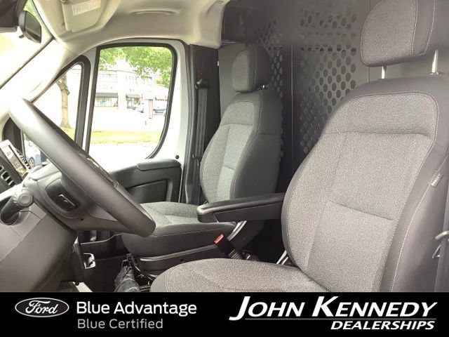 Used 2025 RAM ProMaster 2500 w/ U-Haul Equipment Group FWD image 10