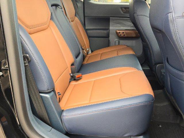 Certified 2024 Ford Maverick Lariat w/ 4K Tow Package image 10