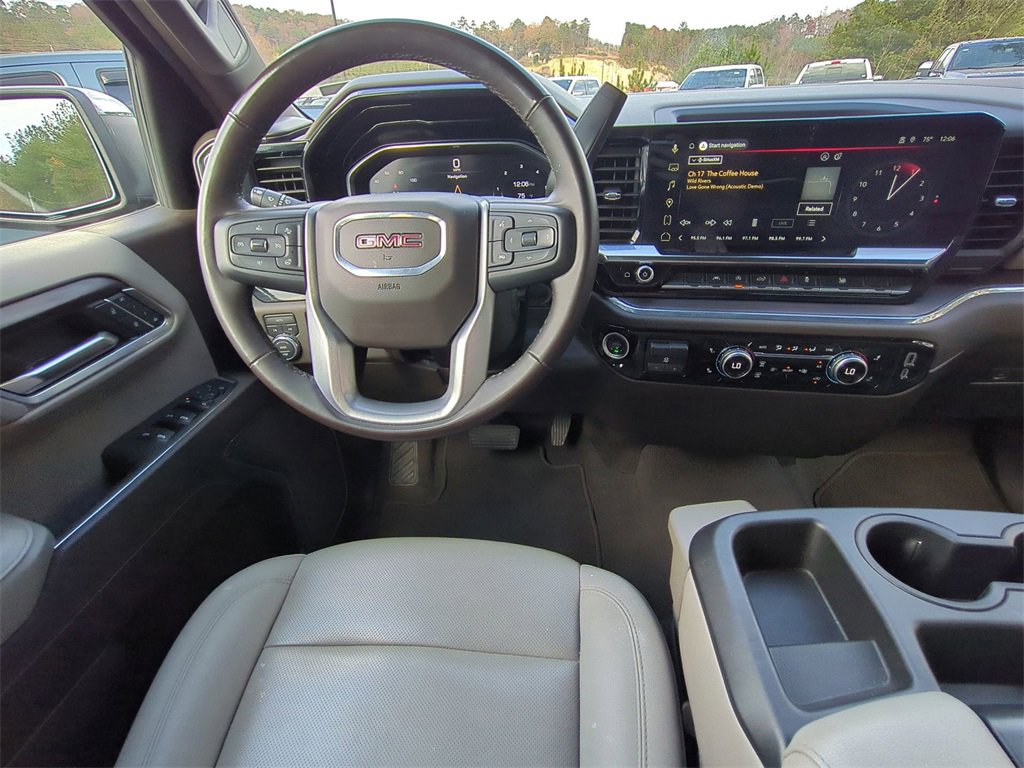 Used 2025 GMC Sierra 1500 SLT image 16