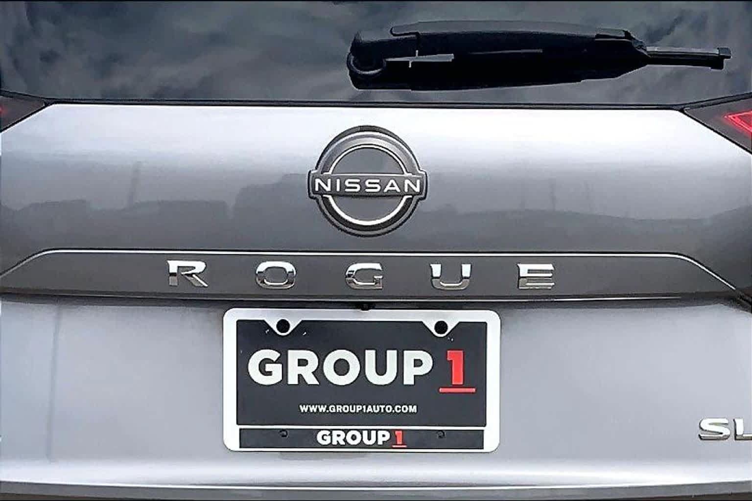 Used 2023 Nissan Rogue SL w/ SL Premium Package FWD image 31