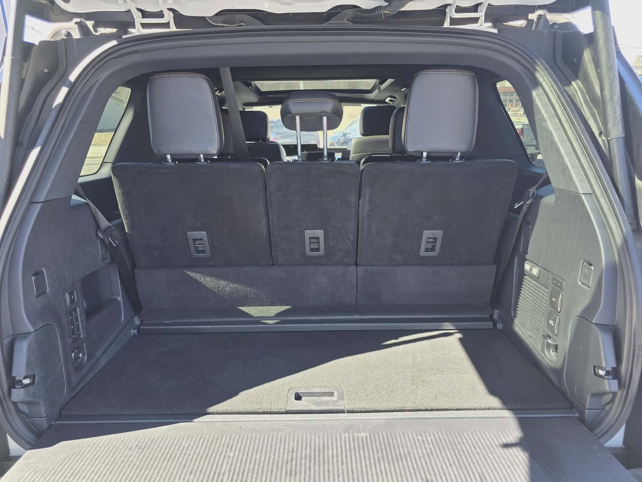 Certified 2025 Ford Expedition Tremor image 9