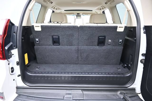 Used 2021 Lexus GX 460 Premium AWD/4WD image 32