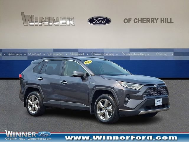 Used 2019 Toyota RAV4 Limited w/ Carpet Mat Package