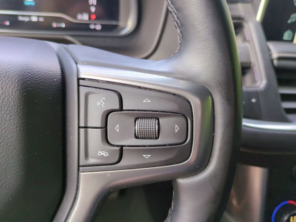 Used 2024 Chevrolet Tahoe Premier AWD/4WD image 31
