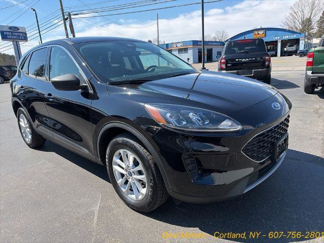 Certified 2022 Ford Escape SE w/ Convenience Package AWD/4WD image 2