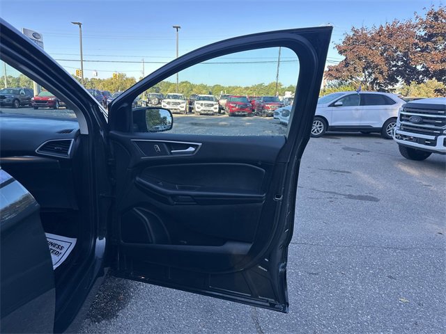 Certified 2022 Ford Edge SEL w/ Convenience Package image 13