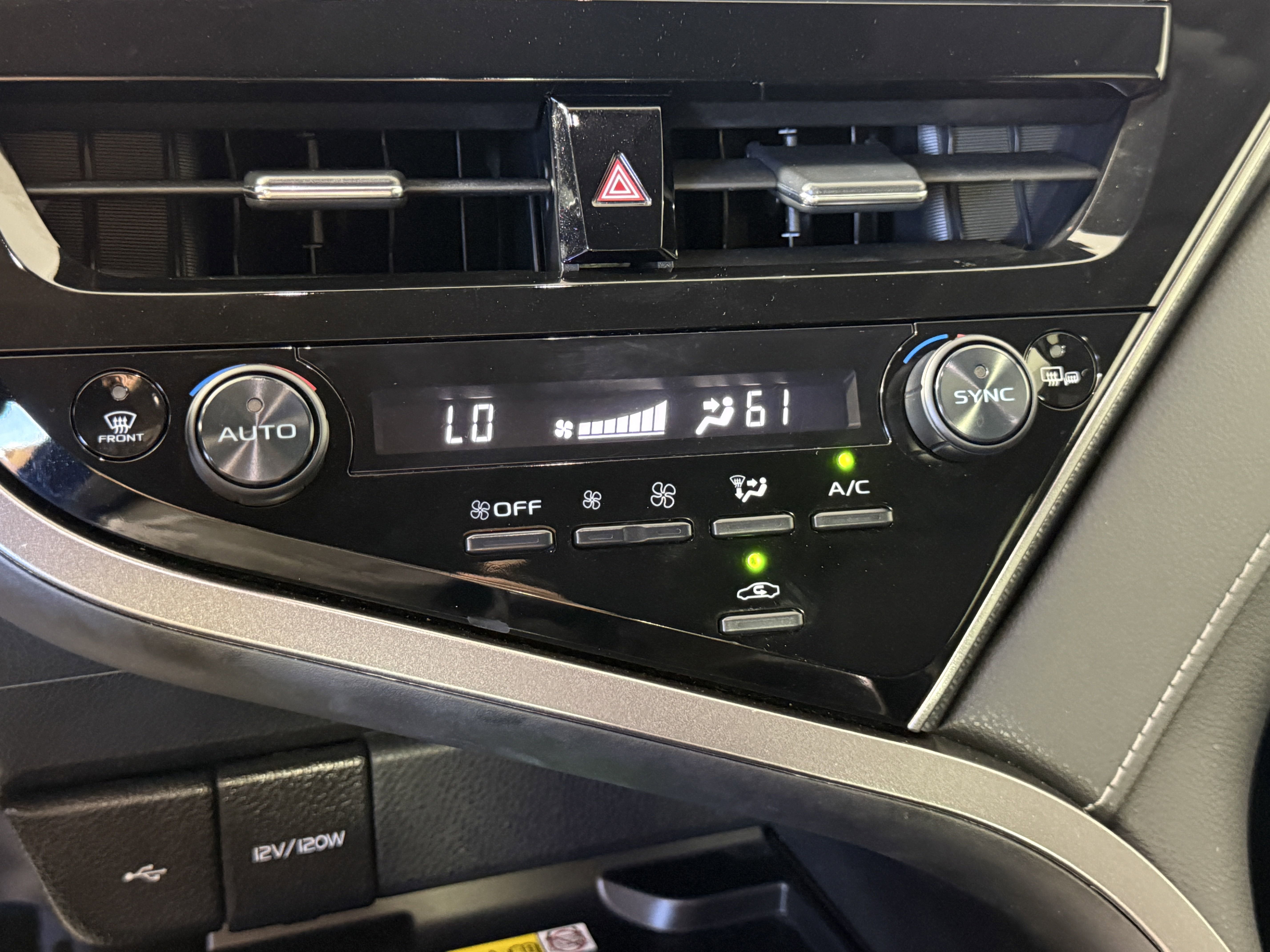 Used 2024 Toyota Camry XSE image 20