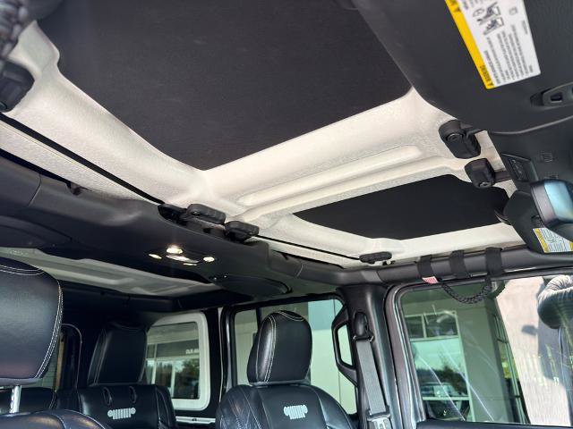 Used 2021 Jeep Wrangler Unlimited Sahara AWD/4WD image 13