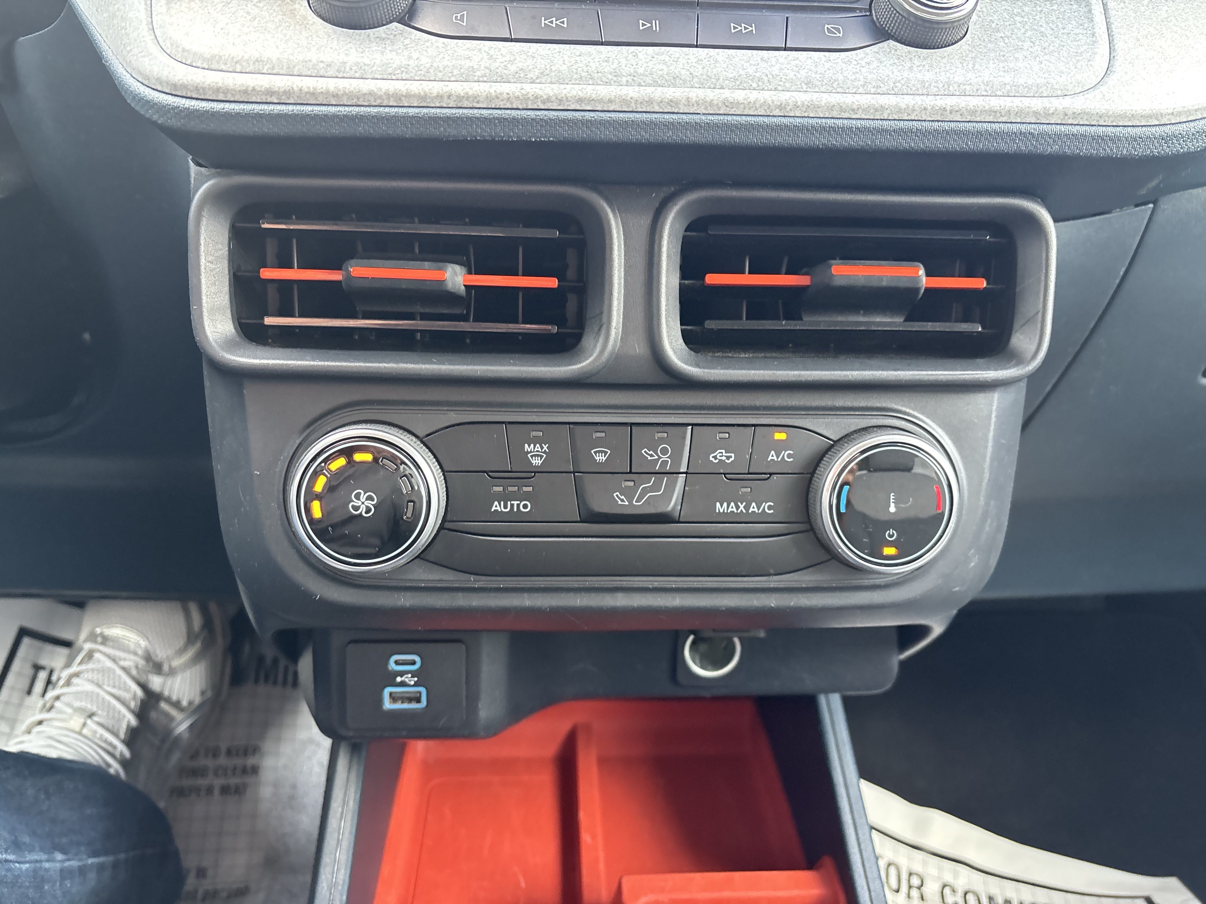 Certified 2024 Ford Maverick XLT FWD image 33