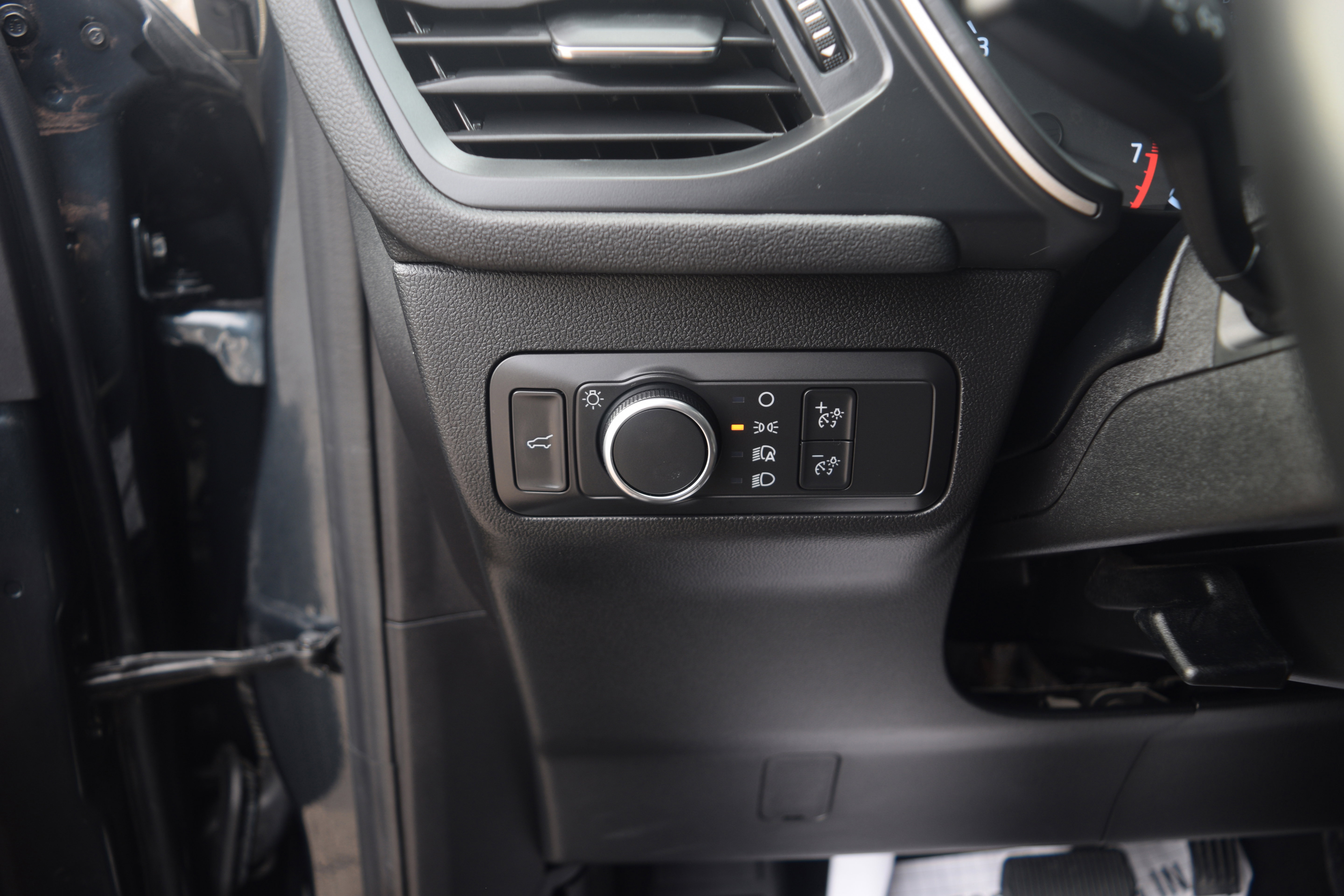 Certified 2022 Ford Escape SE w/ Convenience Package image 7