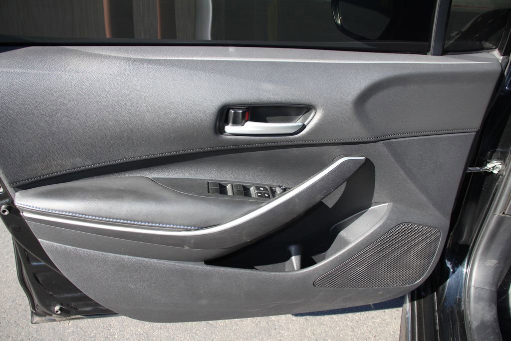 Used 2020 Toyota Corolla SE w/ Carpet Mat Package (TMS) FWD image 22