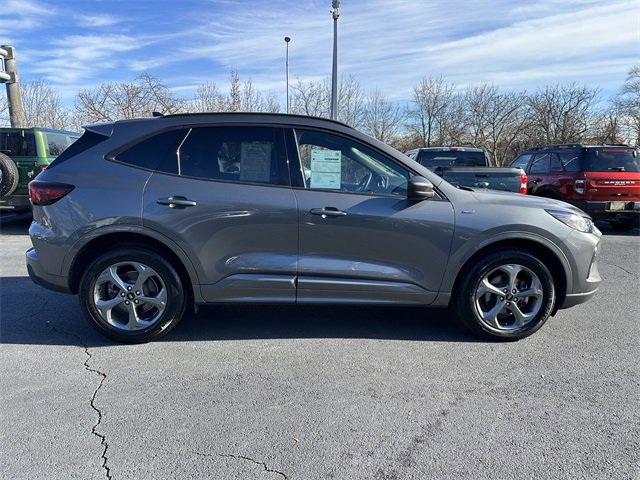 Certified 2023 Ford Escape ST-Line w/ Tech Pack #1 image 4