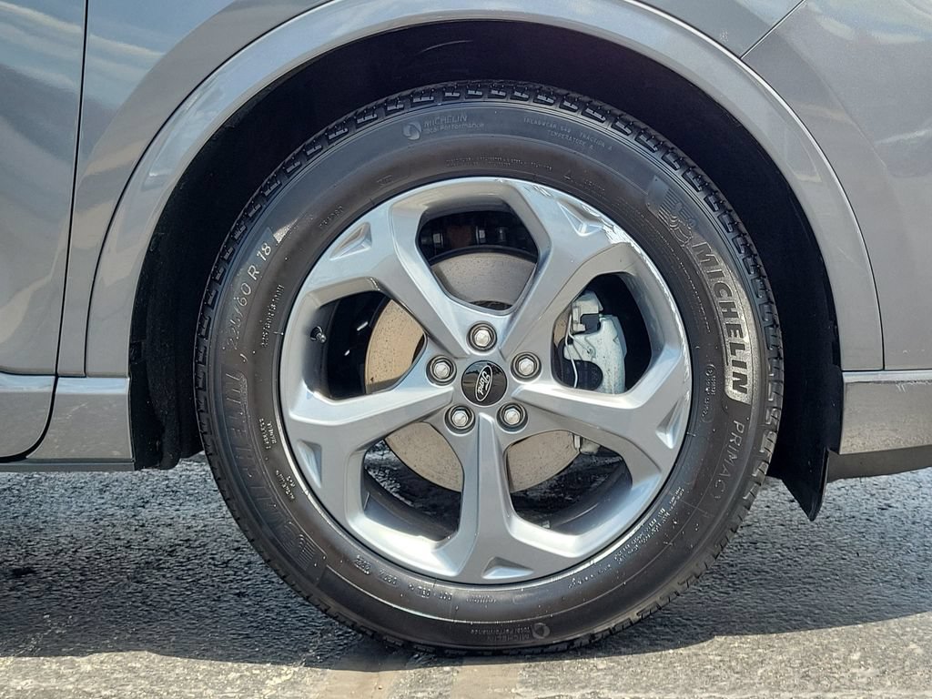 Certified 2023 Ford Escape ST-Line w/ Tech Pack #1 FWD image 9