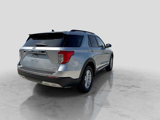 Certified 2023 Ford Explorer XLT w/ Equipment Group 202A AWD/4WD image 5
