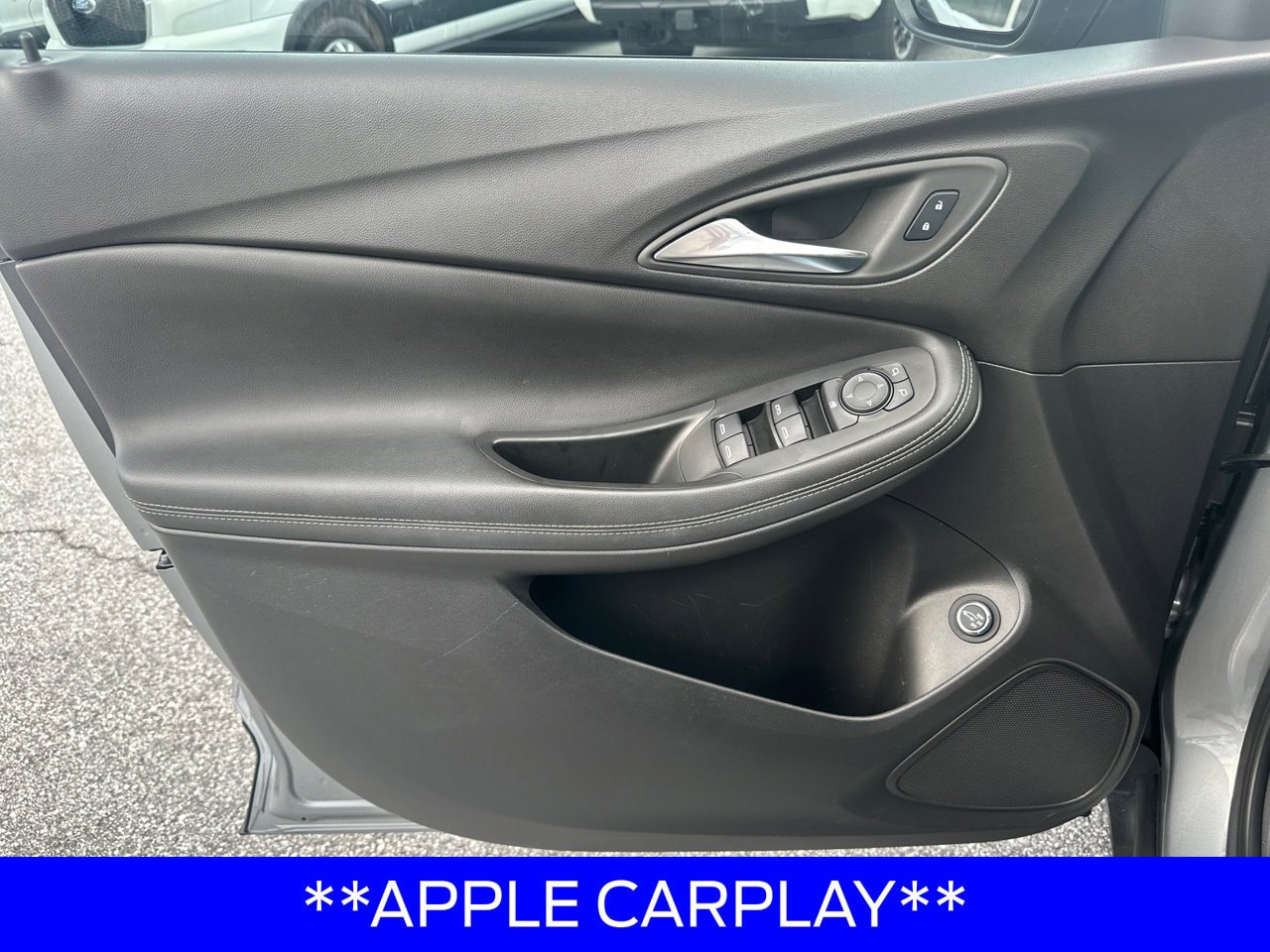 Used 2023 Buick Encore GX Select FWD image 11