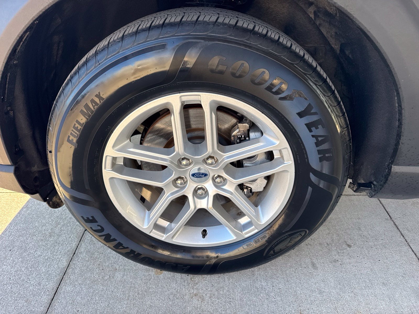 Certified 2025 Ford Explorer Active AWD/4WD image 19