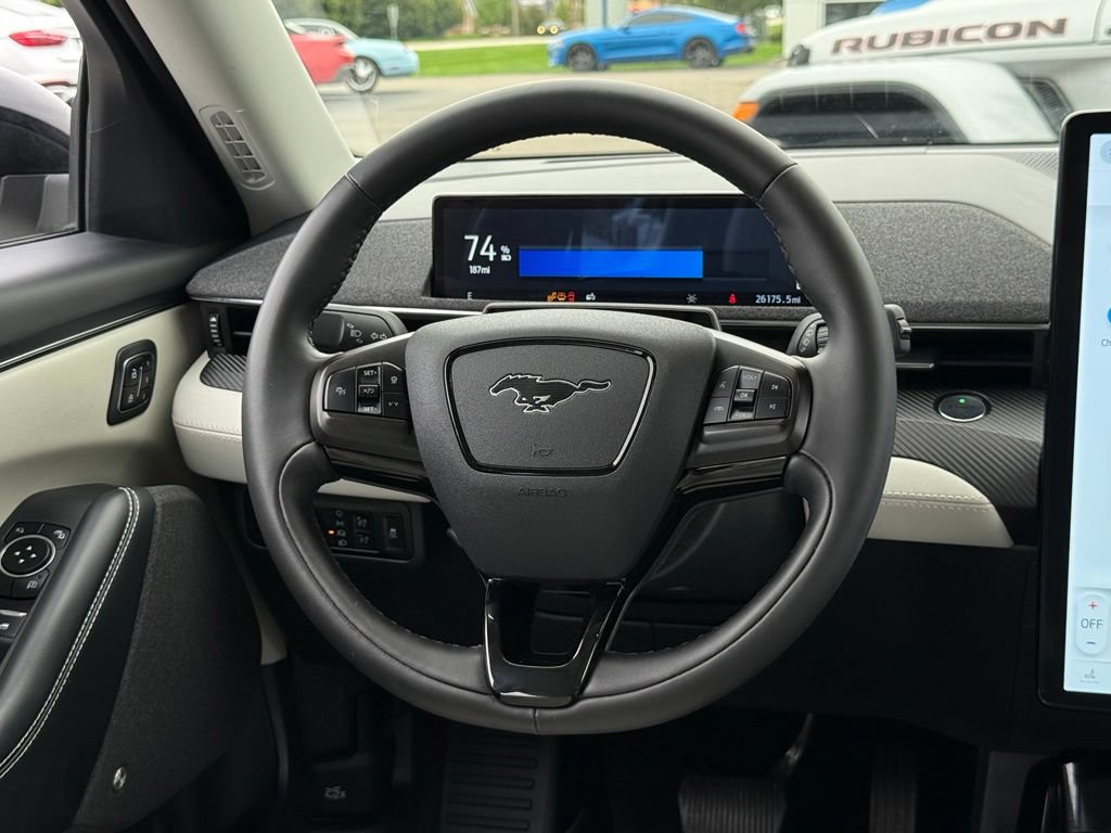 Certified 2023 Ford Mustang Mach-E Premium AWD/4WD image 7