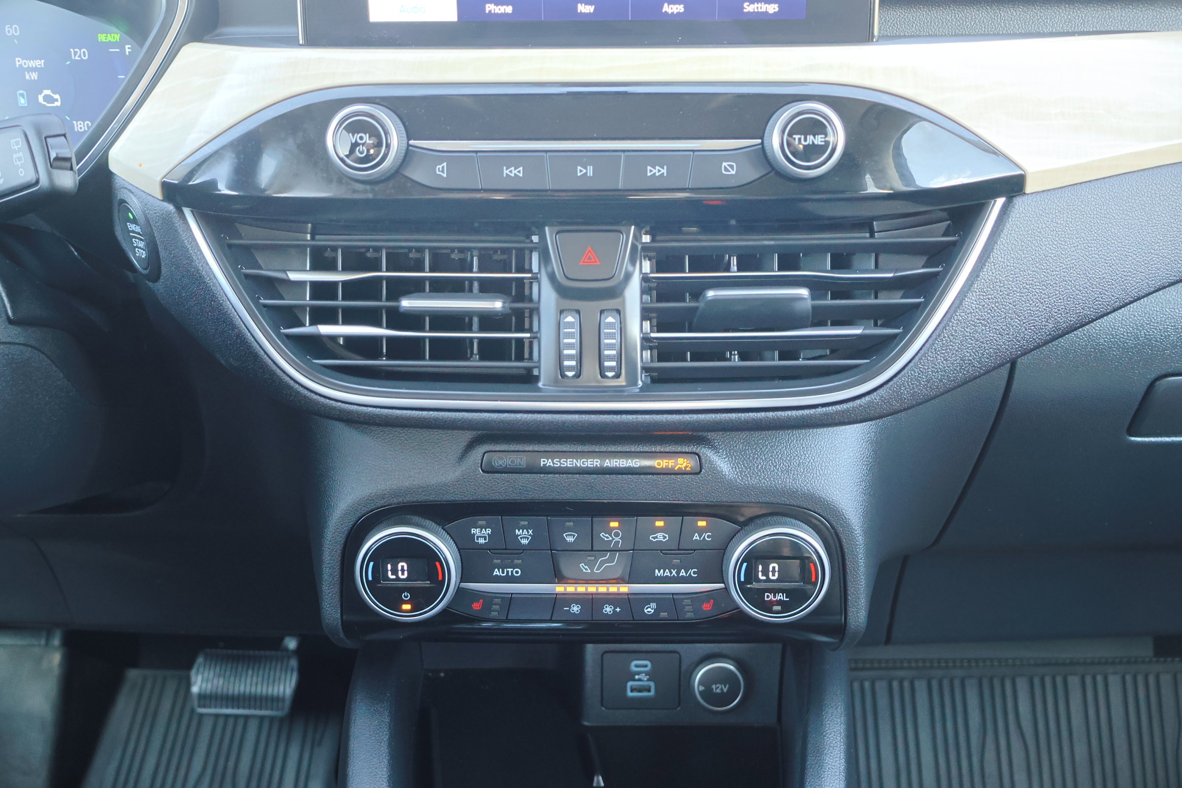 Certified 2021 Ford Escape Titanium w/ Titanium Elite Package image 22