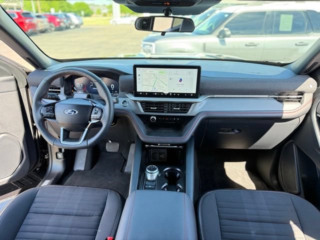 Certified 2025 Ford Explorer ST-Line w/ ST-Line Street Pack AWD/4WD image 2