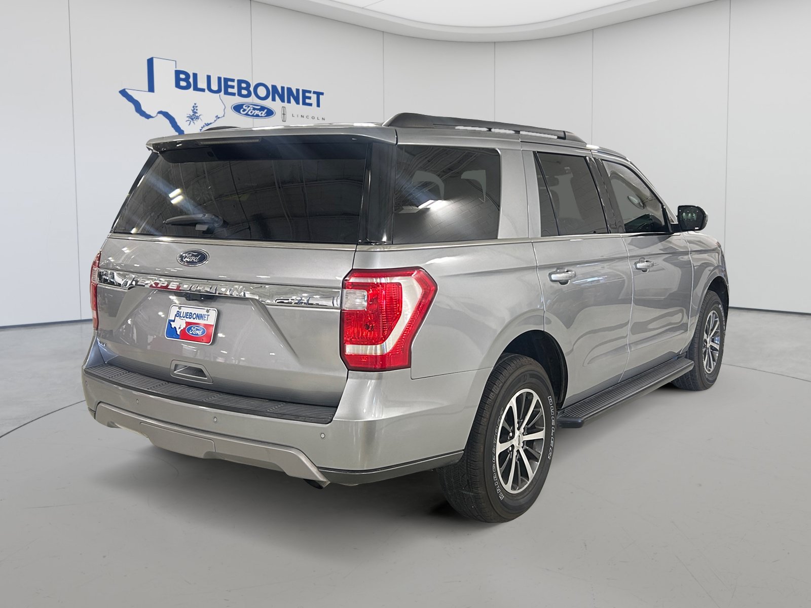 Certified 2021 Ford Expedition XLT RWD image 5