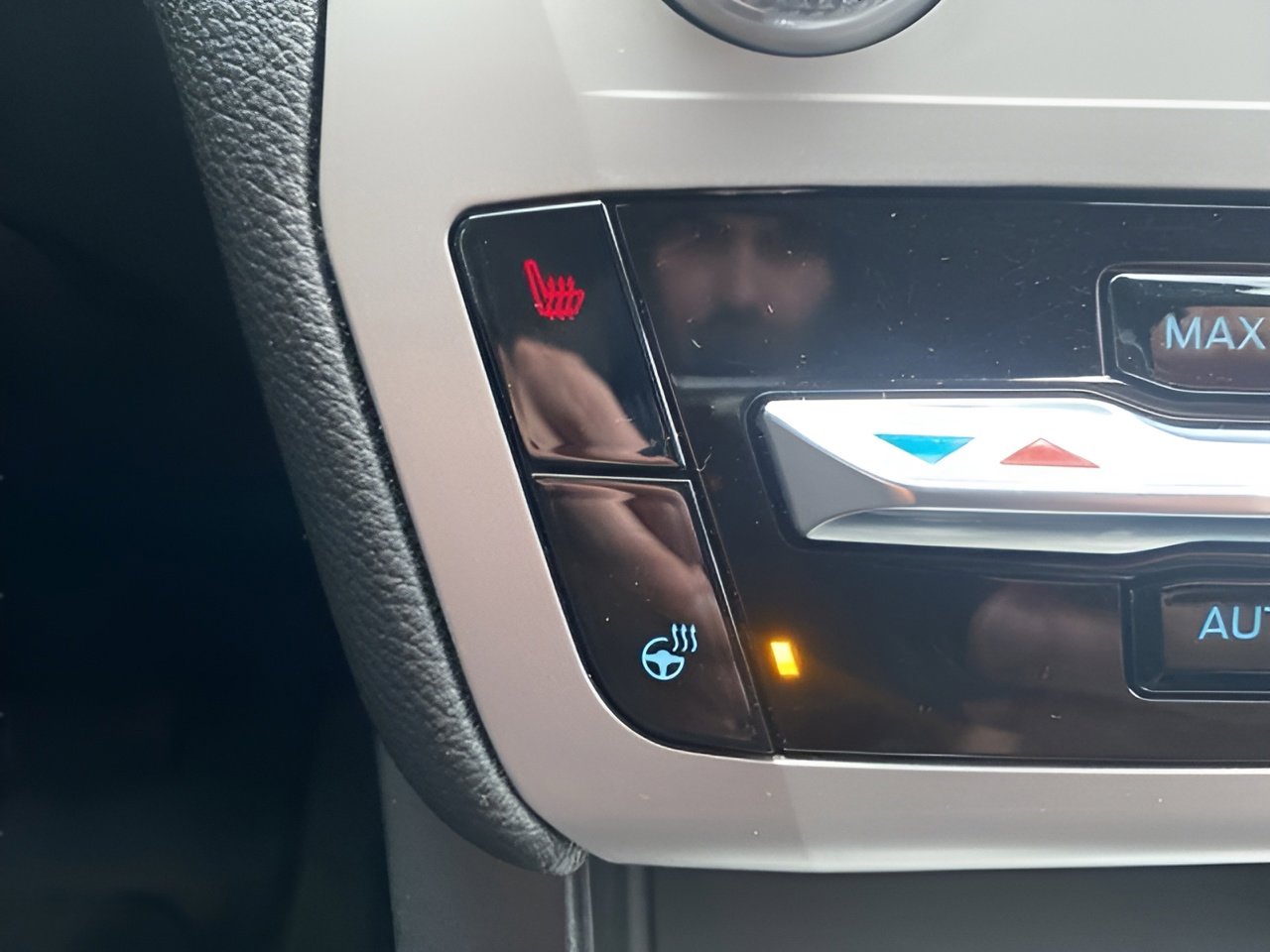 Certified 2023 Ford Explorer XLT w/ Equipment Group 202A image 24