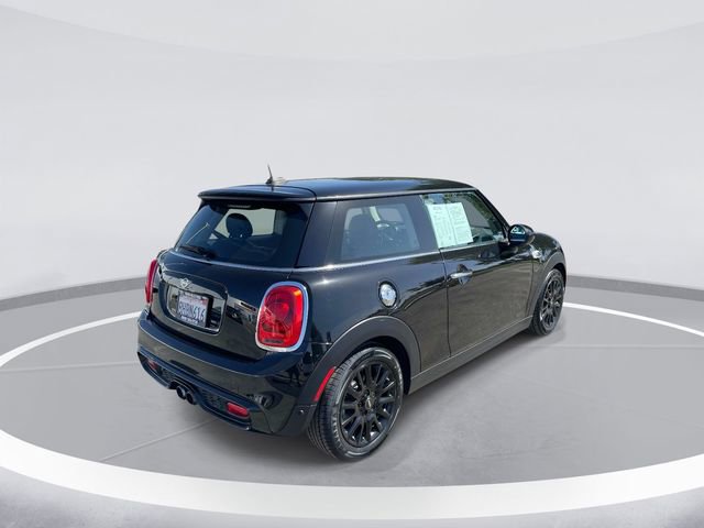 Used 2019 MINI Cooper S w/ Signature Upholstery Package FWD image 5