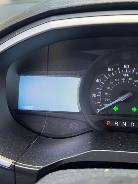 Certified 2021 Ford Edge SE image 12