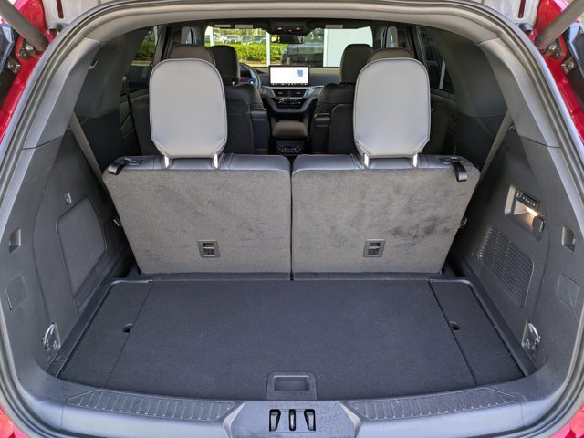 Certified 2025 Ford Explorer ST image 21