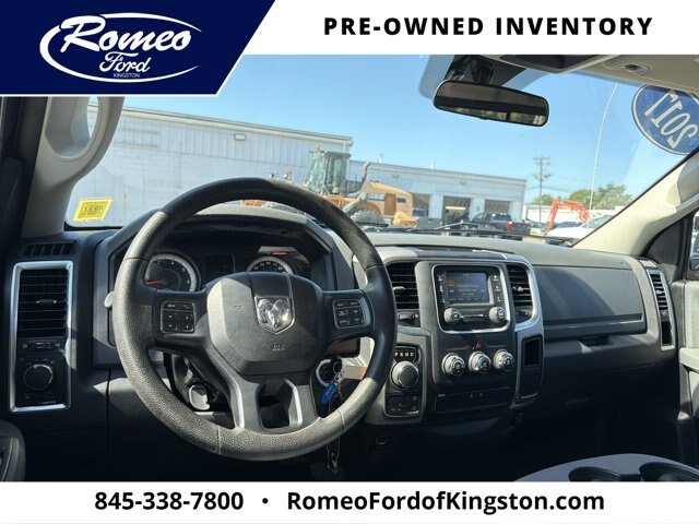 Used 2017 RAM 1500 Classic SLT AWD/4WD image 15