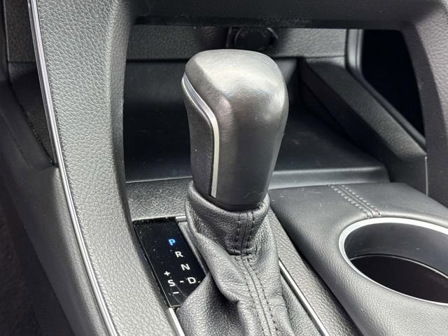 Used 2021 Toyota Avalon Limited image 15