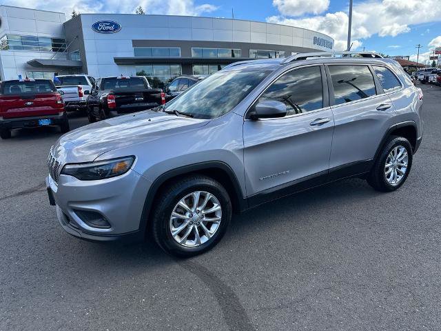 Used 2019 Jeep Cherokee Latitude w/ Popular Appearance Group FWD image 2