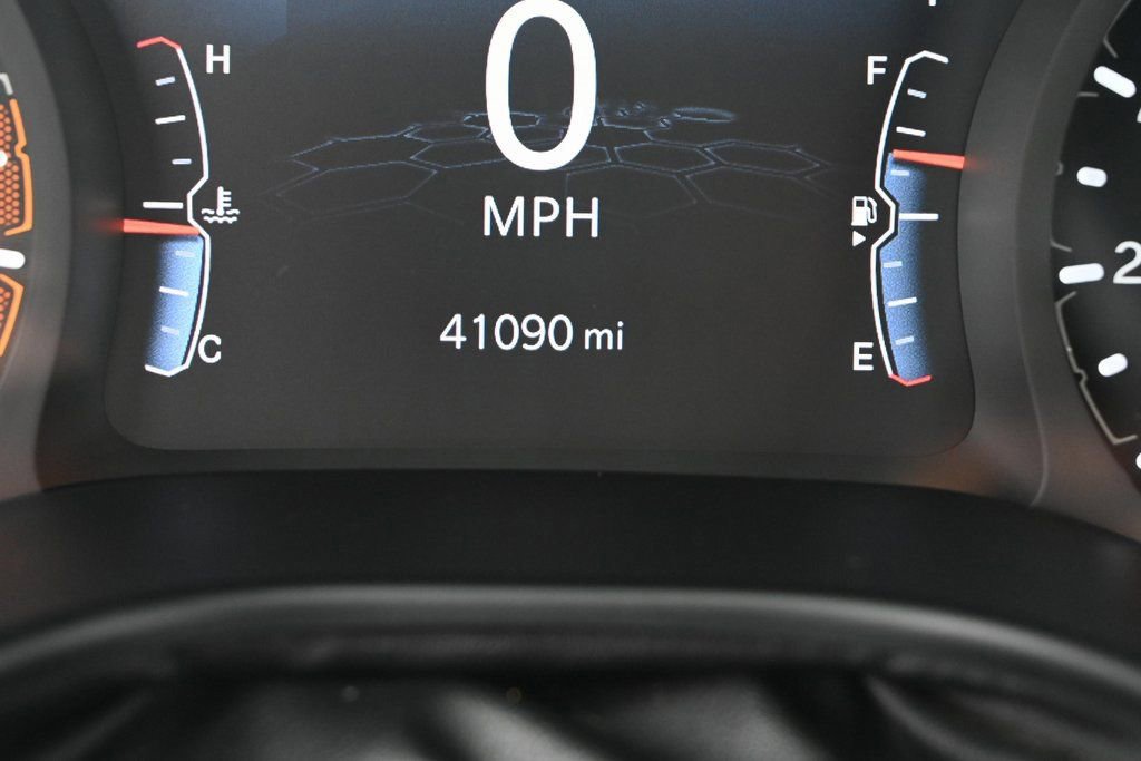 Used 2022 Jeep Compass Limited image 35